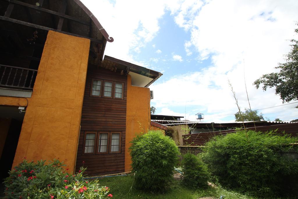 Paifah Boutique House Hotel Kültér fotó