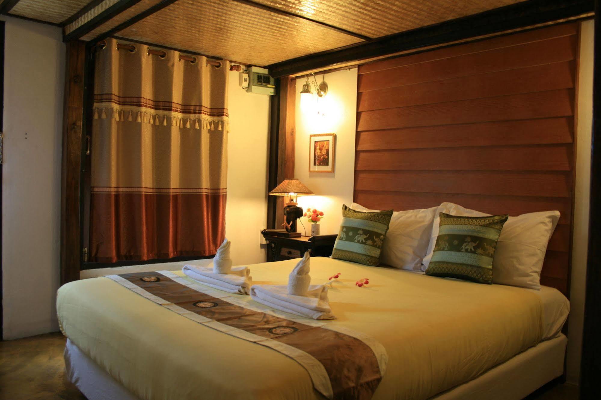 Paifah Boutique House Hotel Kültér fotó