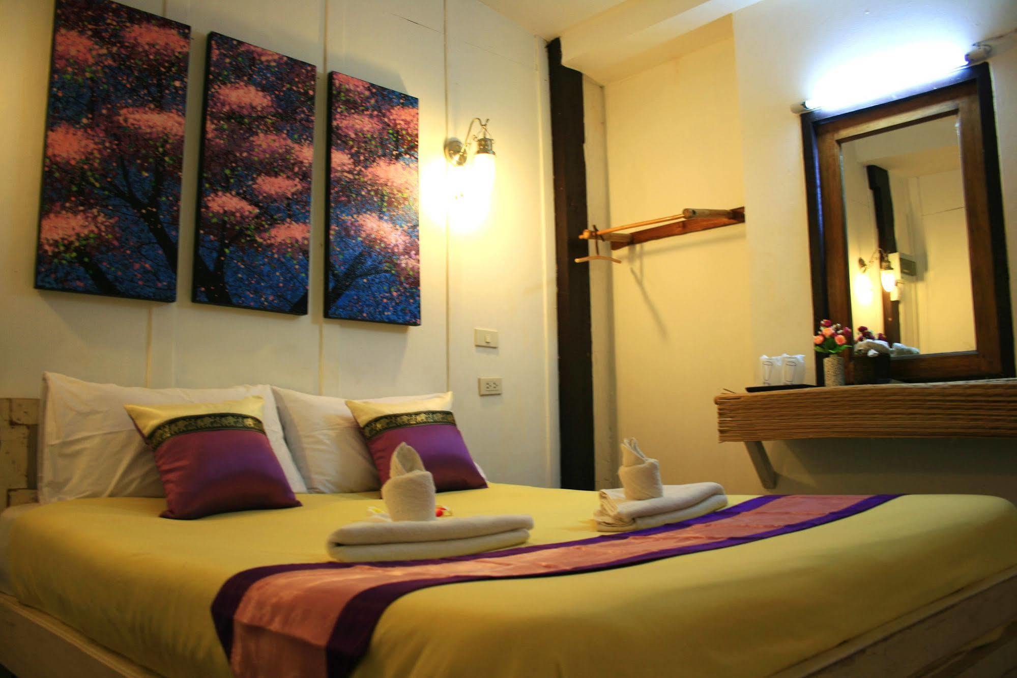 Paifah Boutique House Hotel Kültér fotó