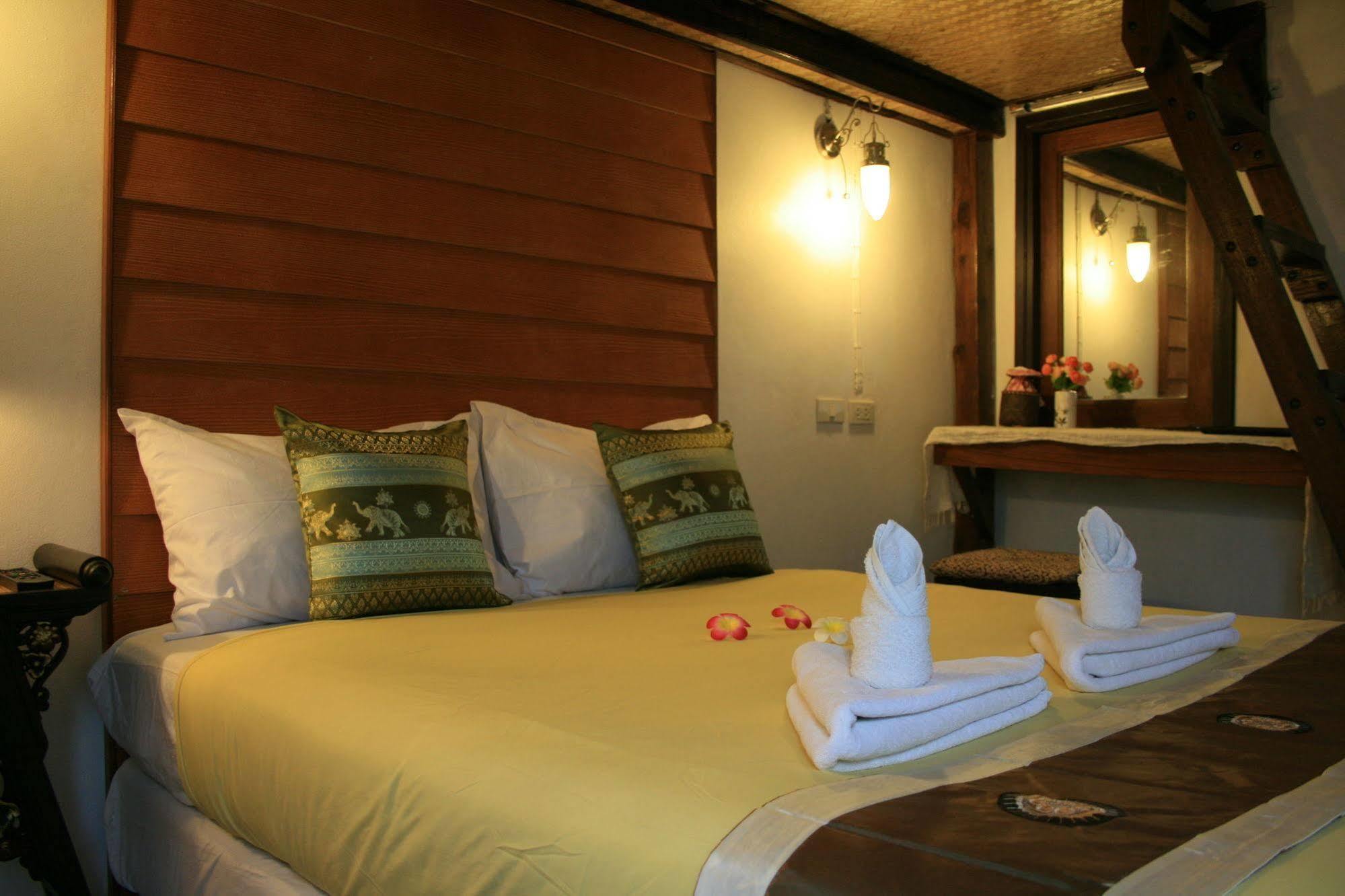 Paifah Boutique House Hotel Kültér fotó